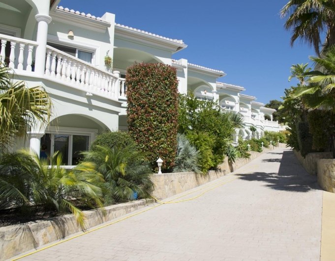 Apartamento de lujo en complejo vacacional Benissa Costa