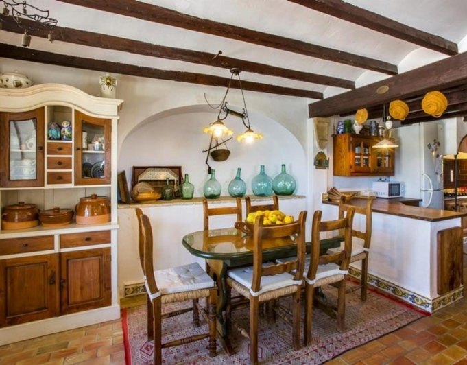 Finca with sea views in Moraira open to offers