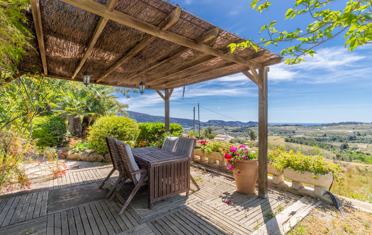 Finca con vistas al mar en Moraira abierta a ofertas