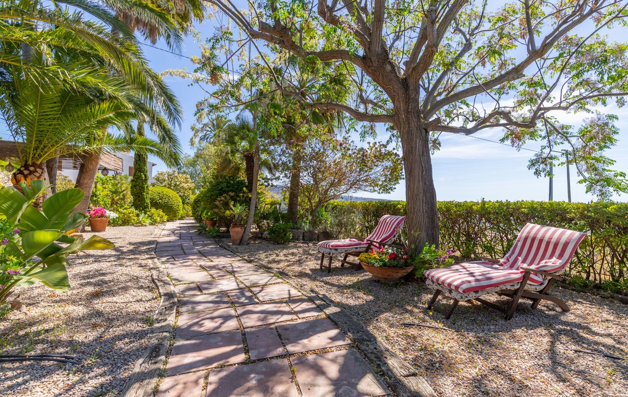 Finca con vistas al mar en Moraira abierta a ofertas