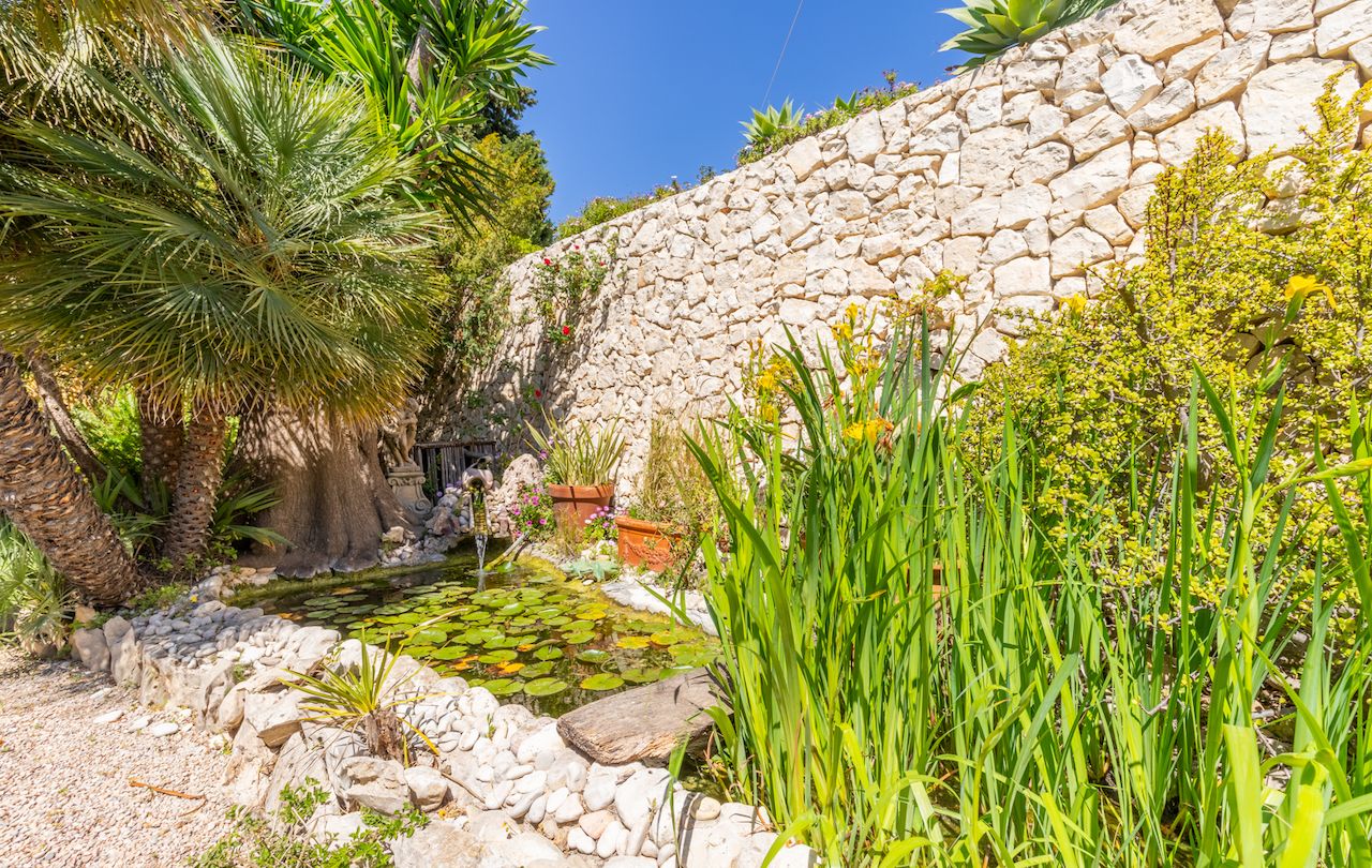 Finca con vistas al mar en Moraira abierta a ofertas