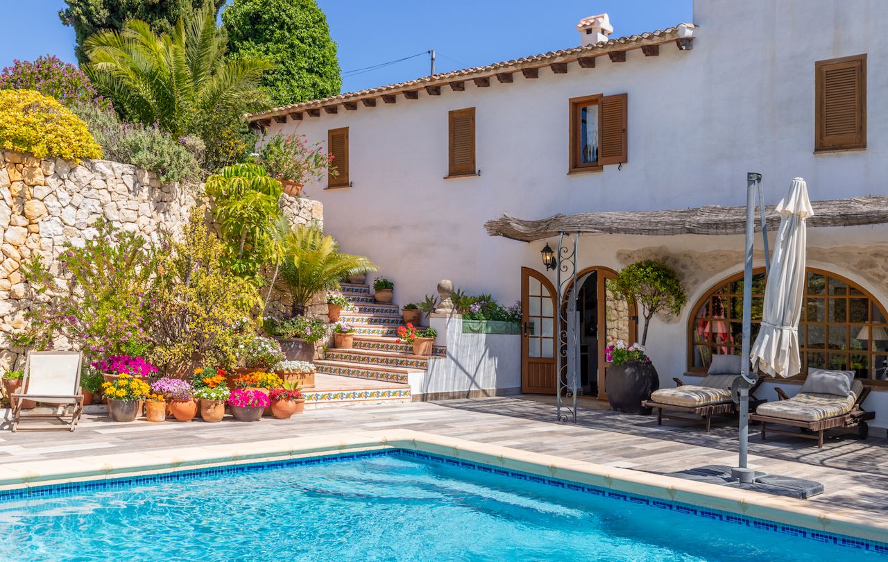 Finca con vistas al mar en Moraira abierta a ofertas