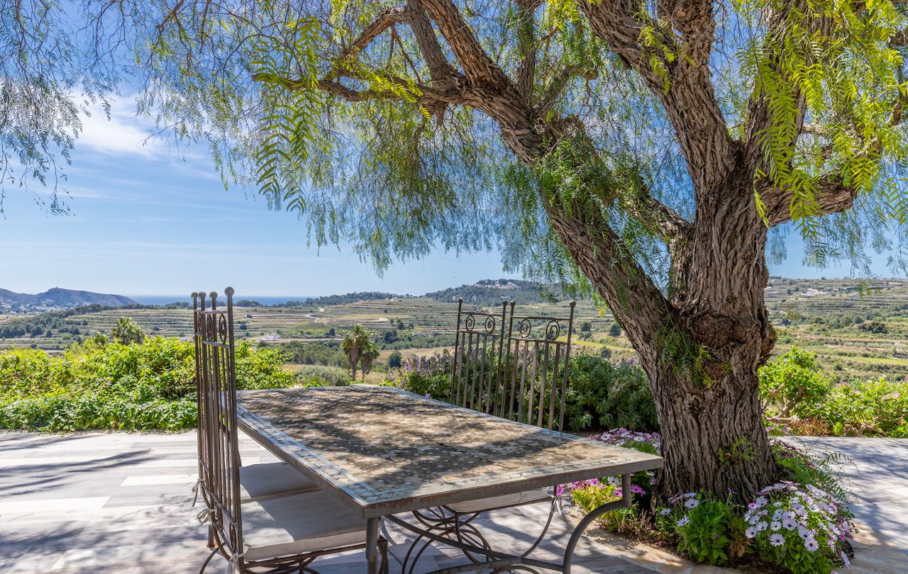 Finca con vistas al mar en Moraira abierta a ofertas