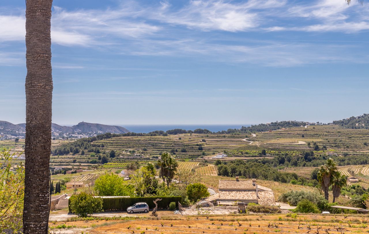 Finca con vistas al mar en Moraira abierta a ofertas