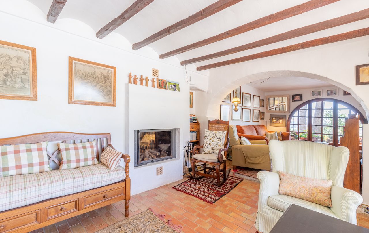 Finca con vistas al mar en Moraira abierta a ofertas