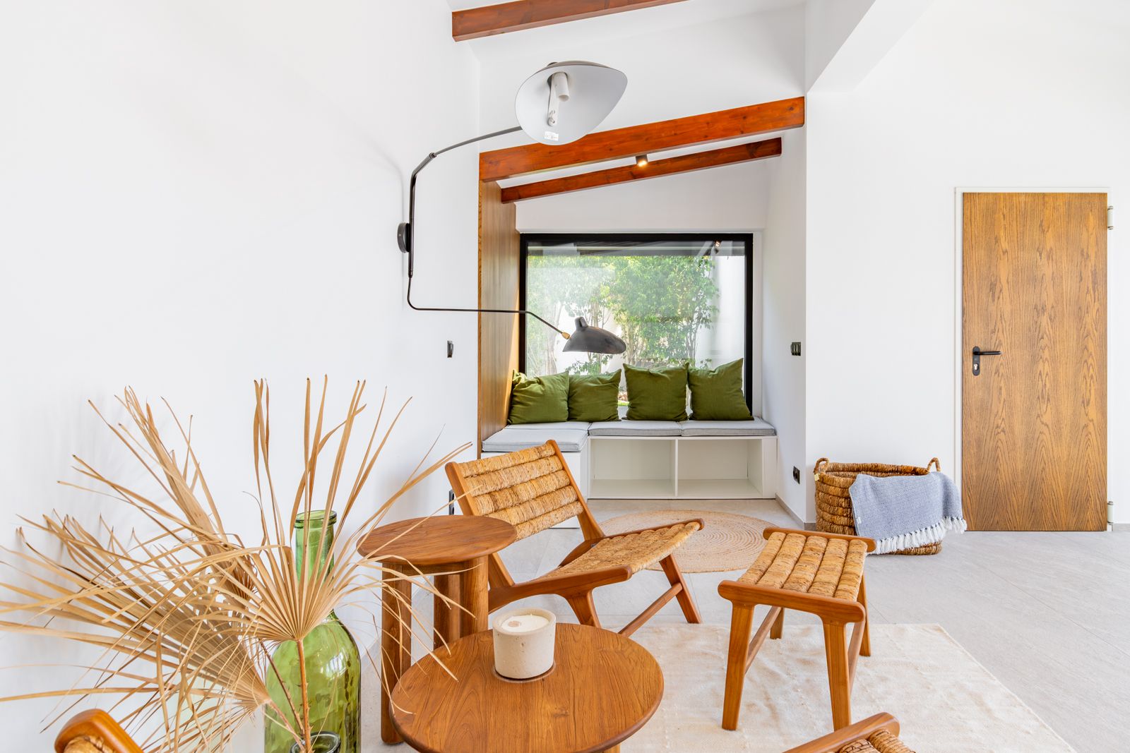 Schöne Designvilla mit atemberaubendem Panoramameerblick in der Gegend von Moraira.