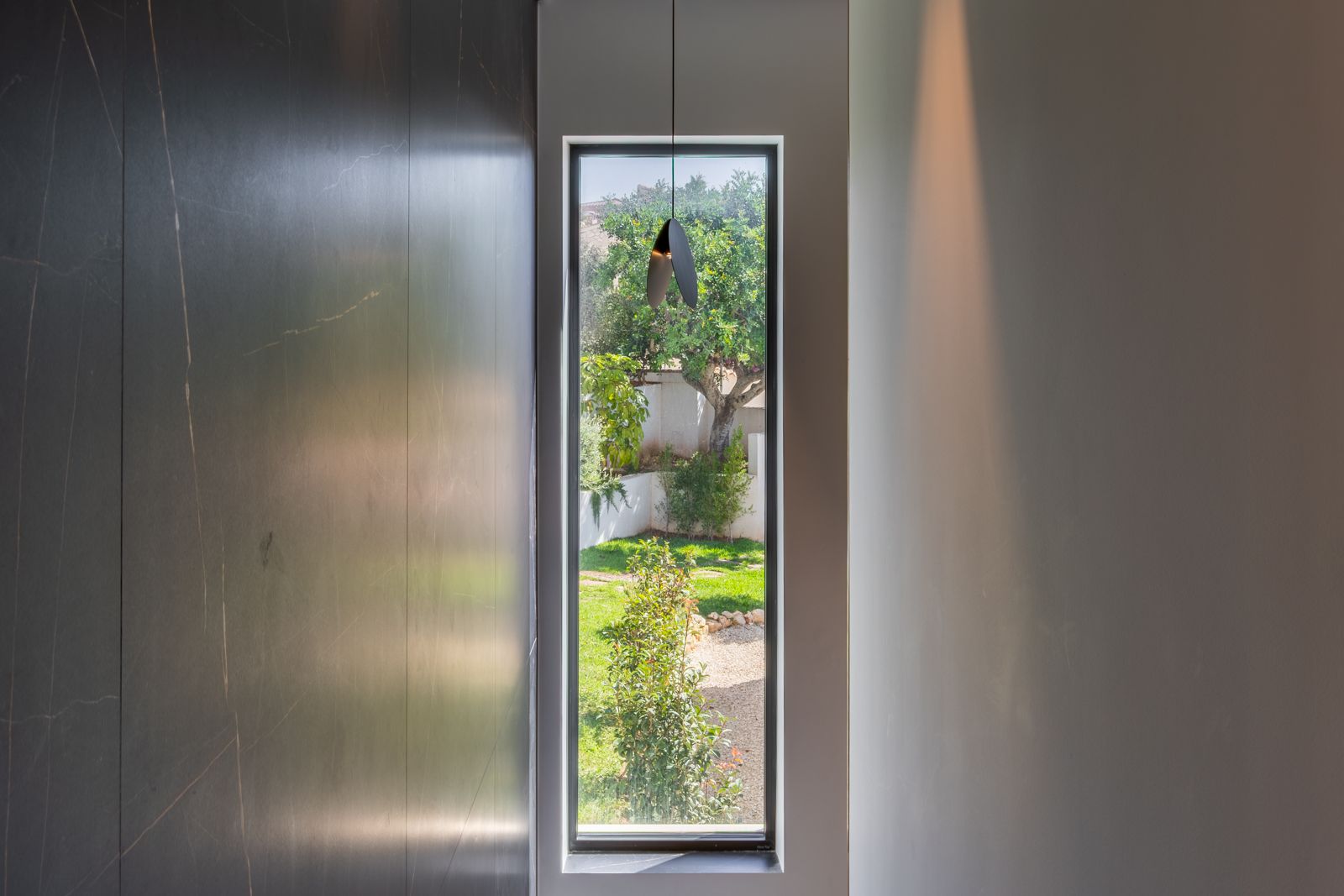 Schöne Designvilla mit atemberaubendem Panoramameerblick in der Gegend von Moraira.