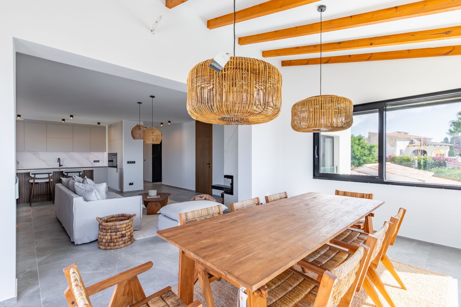 Schöne Designvilla mit atemberaubendem Panoramameerblick in der Gegend von Moraira.