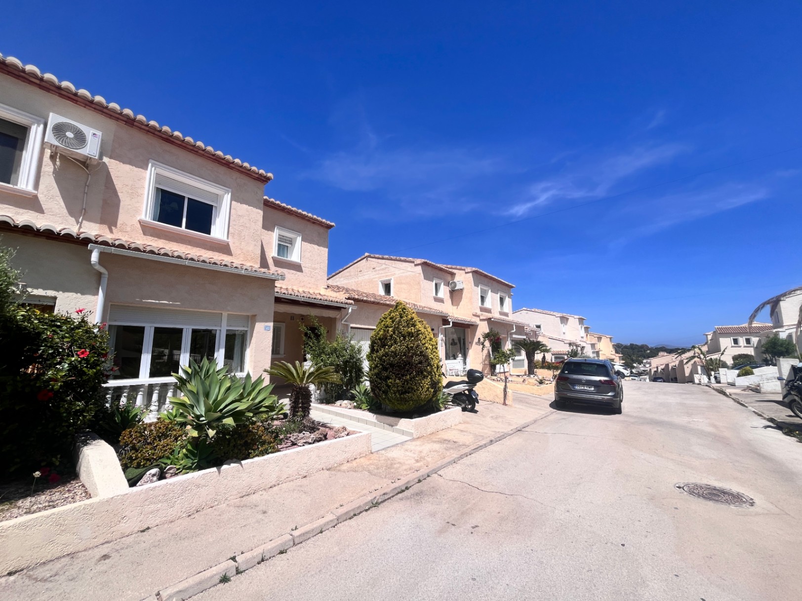 Drie-slaapkamer woning in La Fustera strandgebied te koop