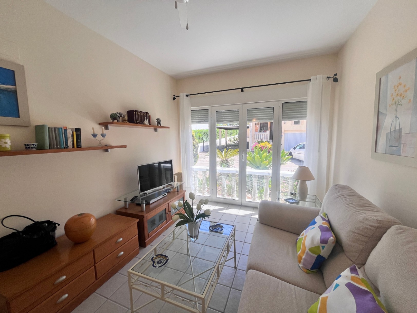 Drie-slaapkamer woning in La Fustera strandgebied te koop