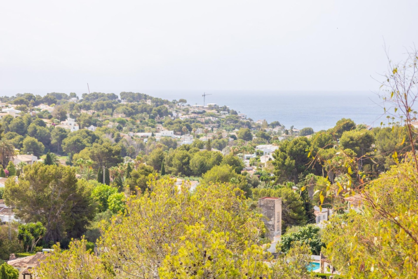 Beautiful villa for sale near the sea and golf in Moraira.