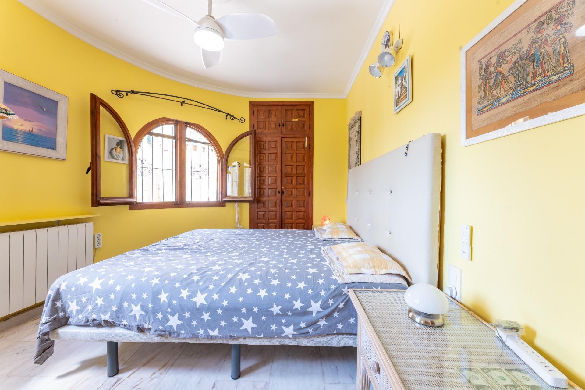 Beautiful villa for sale near the sea and golf in Moraira.