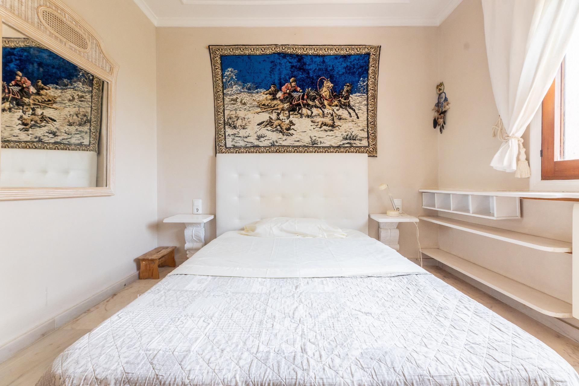 Beautiful villa for sale near the sea and golf in Moraira.