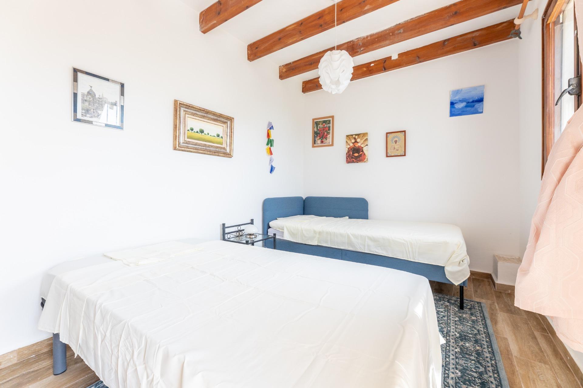 Beautiful villa for sale near the sea and golf in Moraira.
