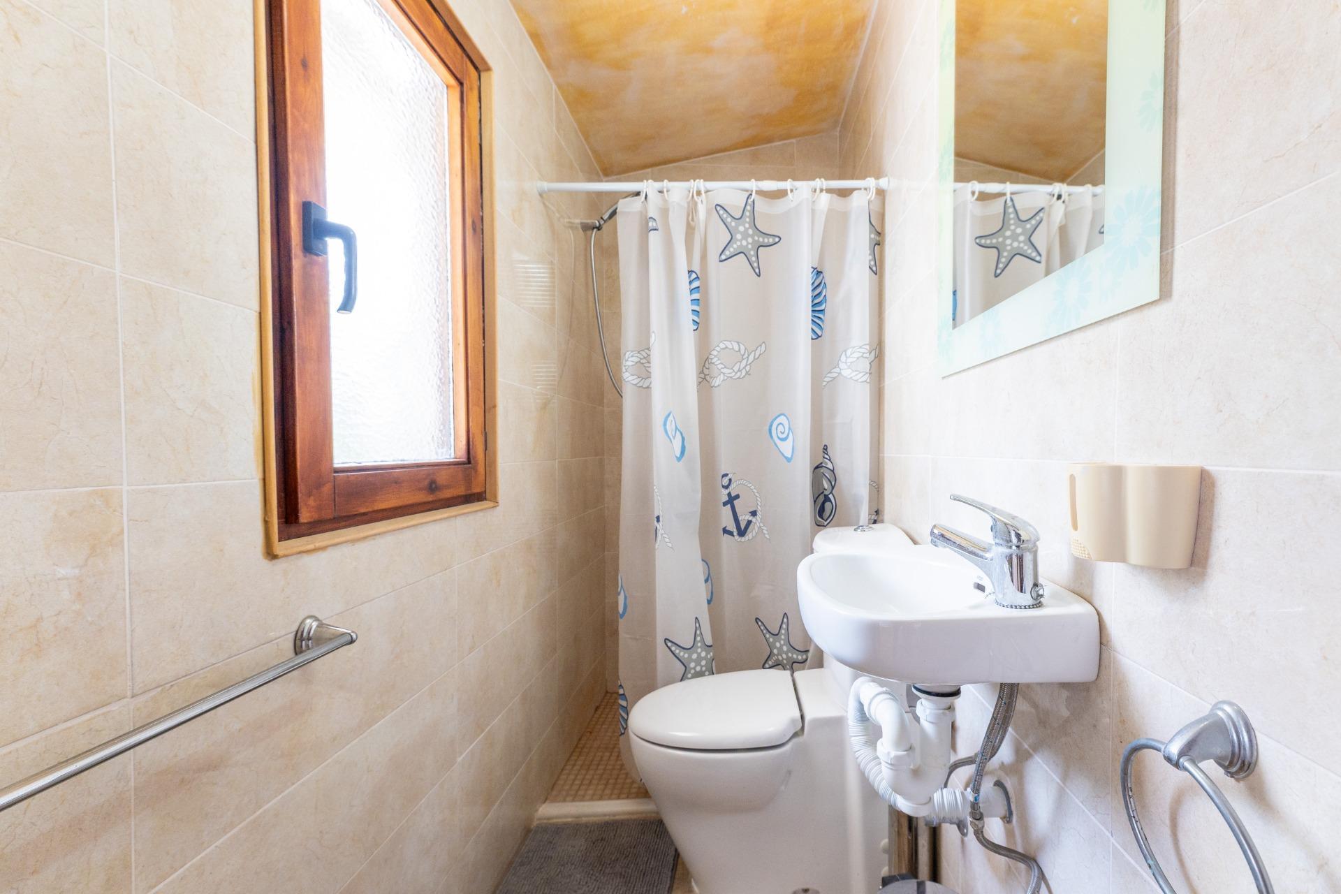 Beautiful villa for sale near the sea and golf in Moraira.