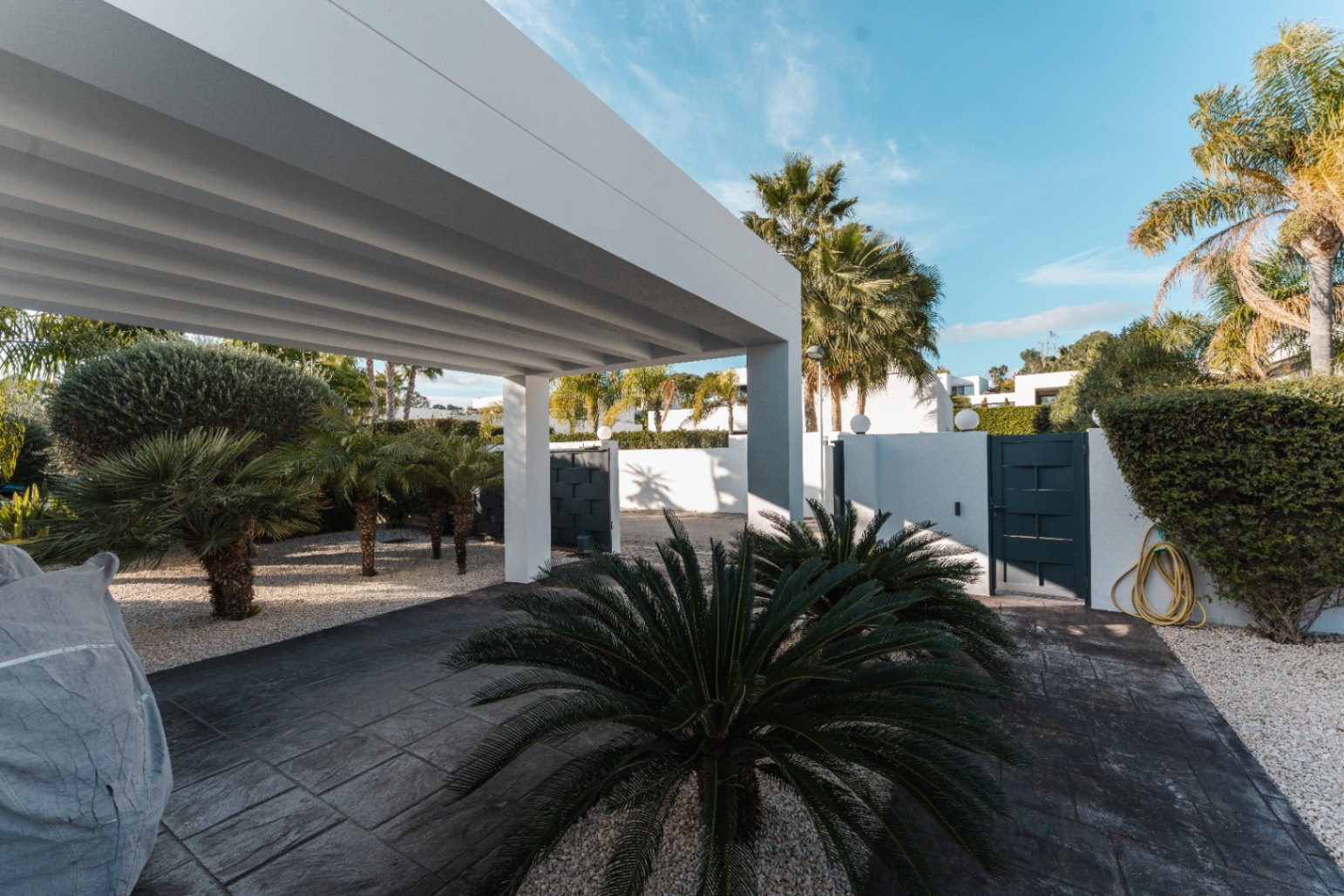 Villa elegante estilo moderno en Moraria en venta cerca del centro 