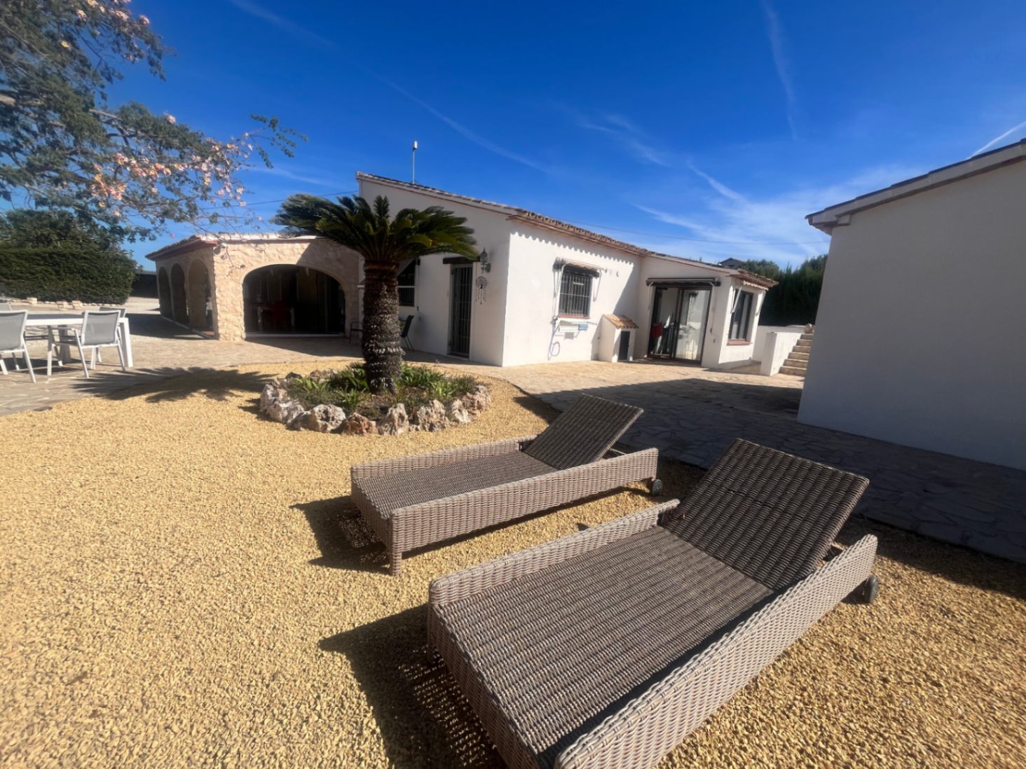 Charmante gerenoveerde finca te koop in Moraira