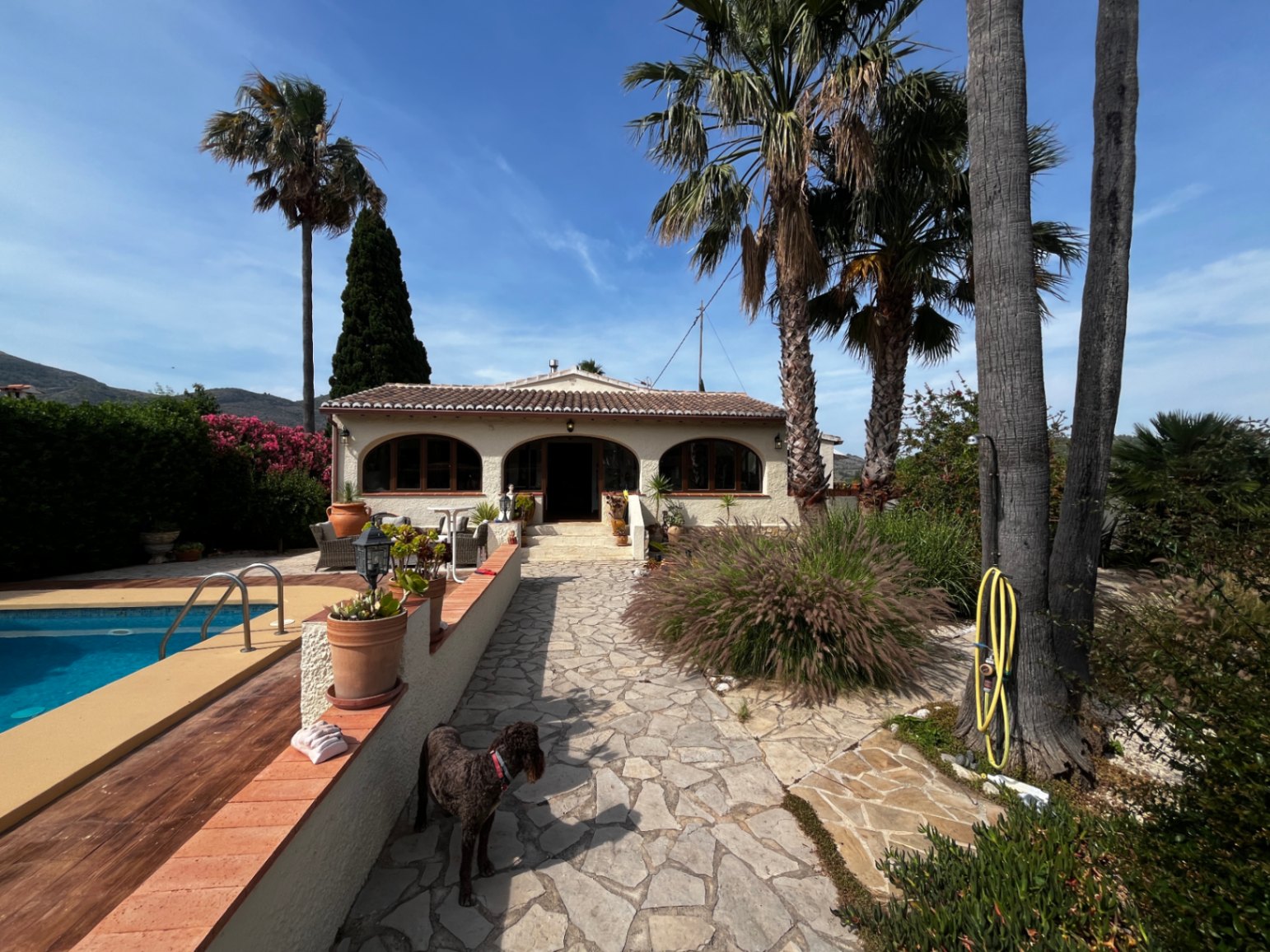 7331 - Villa preciosa a la venta en Jalon 