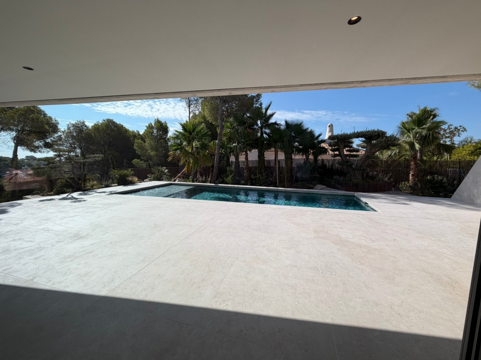 Moderne villa met zeezicht in Altea Alicante te koop