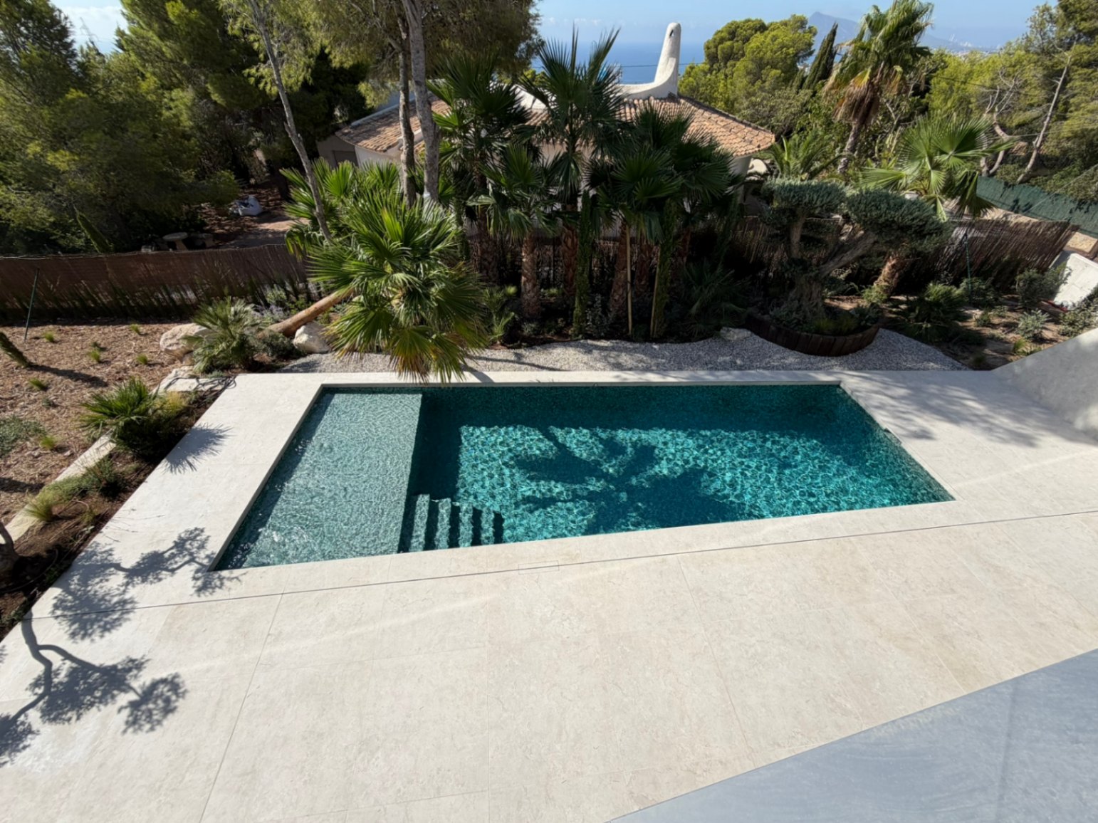 Moderne villa met zeezicht in Altea Alicante te koop