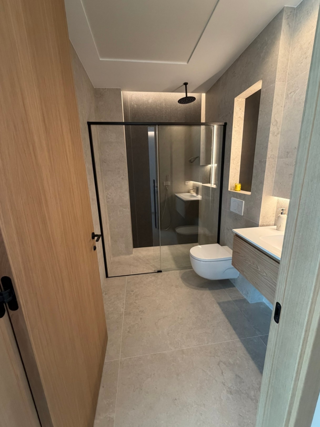 Moderne villa met zeezicht in Altea Alicante te koop