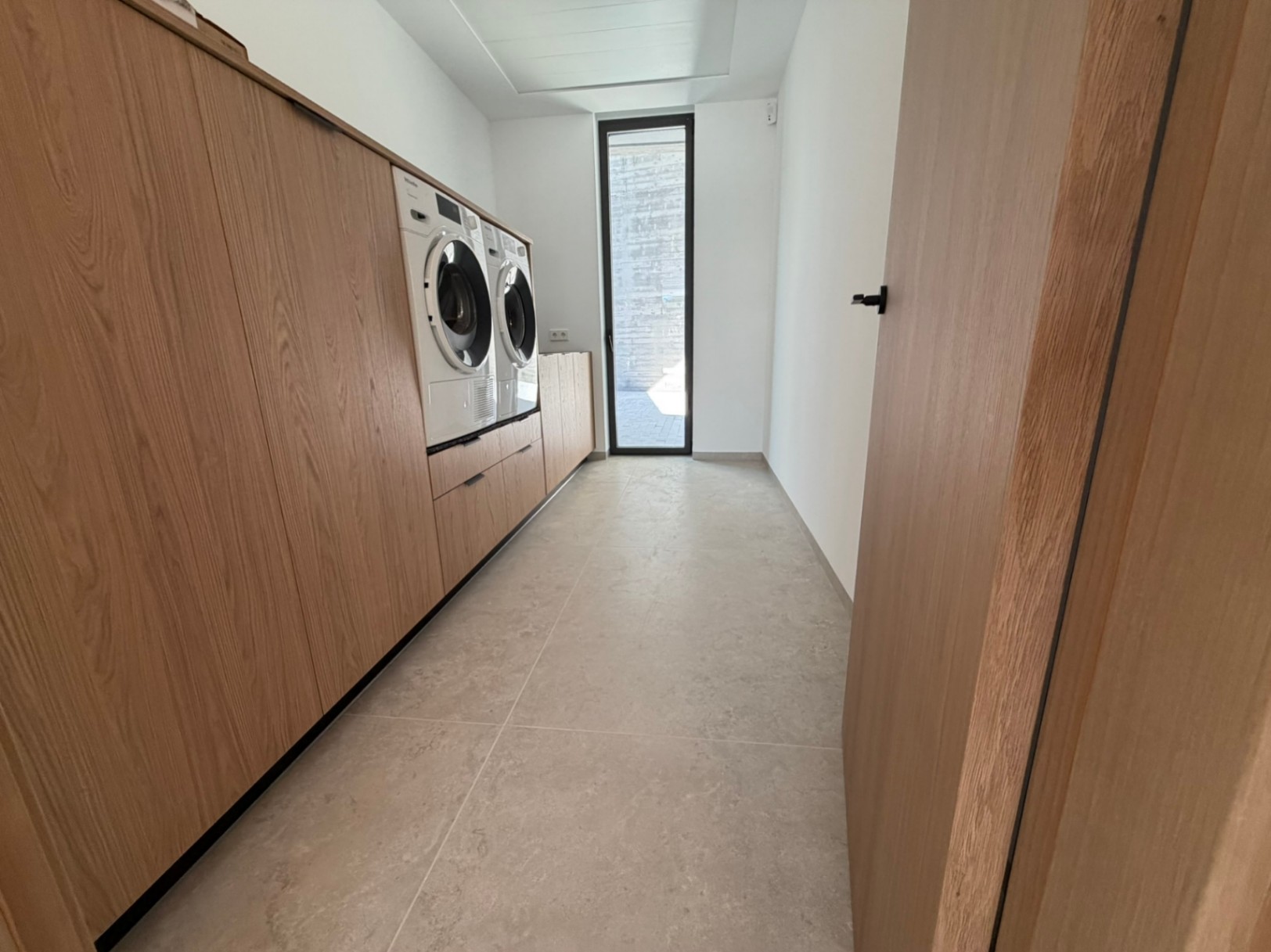 Moderne villa met zeezicht in Altea Alicante te koop