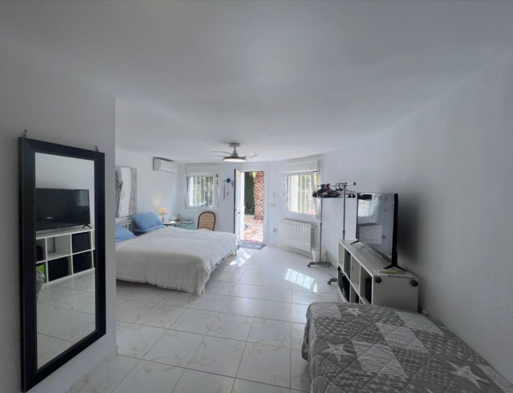 Villa acogedora allado del Club de Golf  y en Moraira 