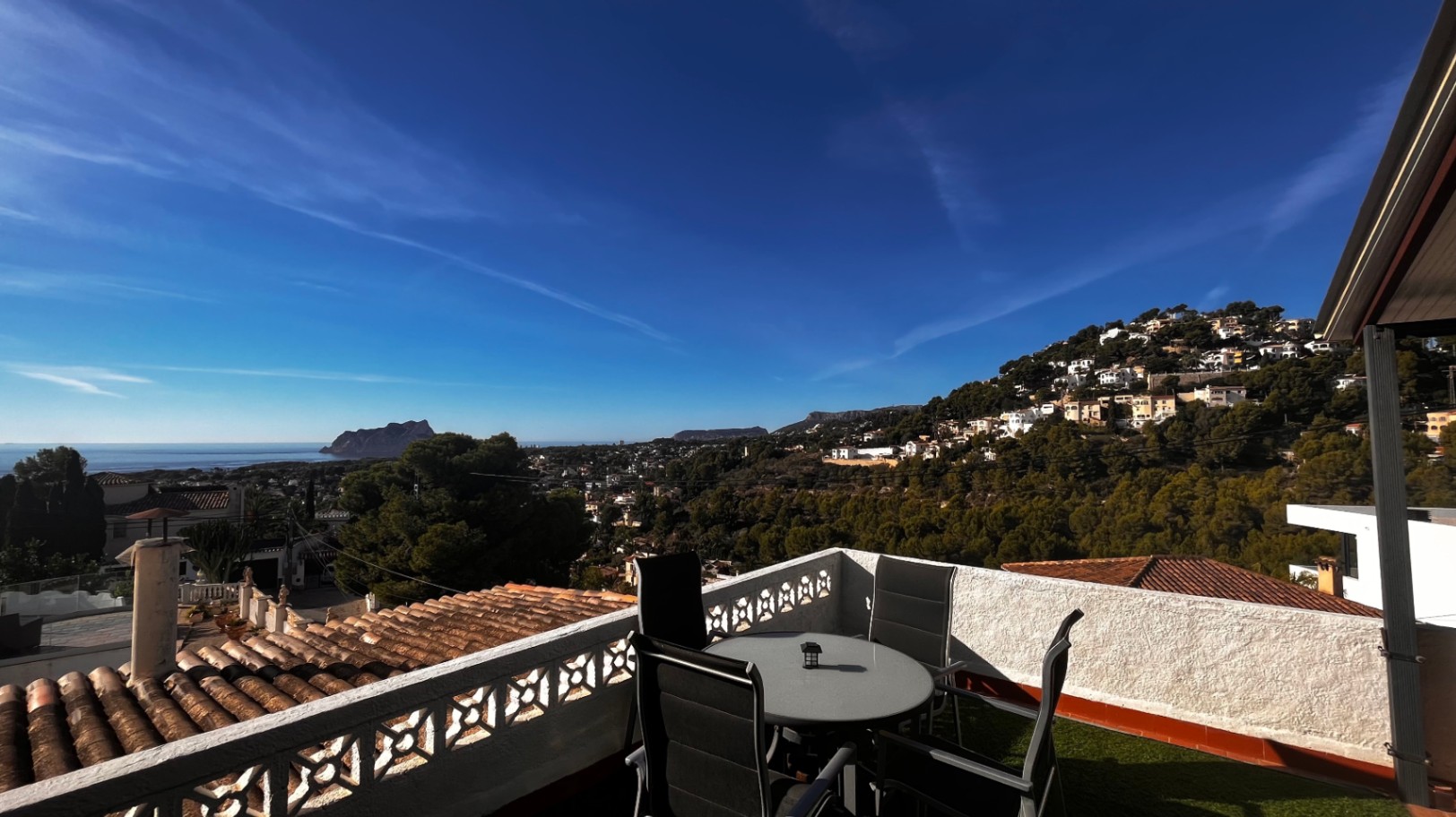 Villa con vistas al mar cerca de Moraira San Jaime