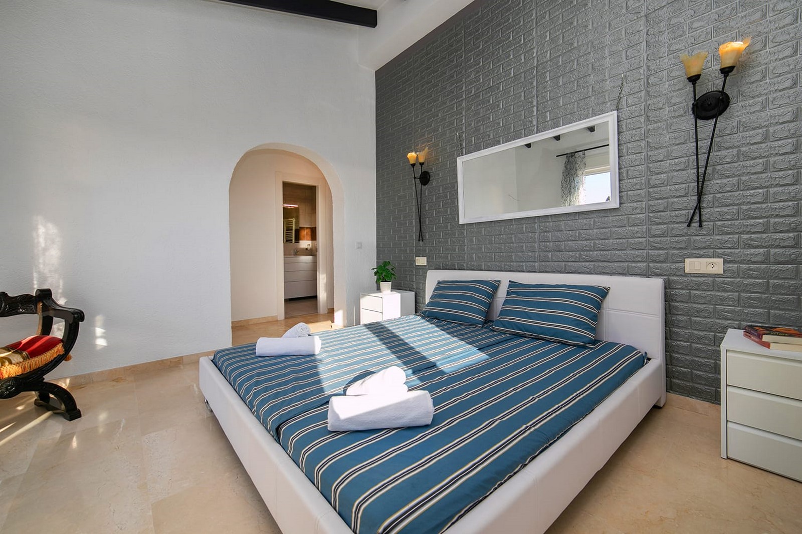 Villa auf dem Hügel des Moraira Clubs mit Meerblick