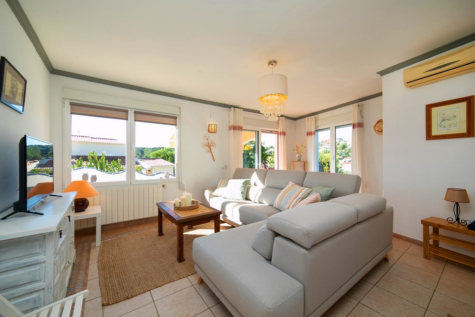 Villa auf dem Hügel des Moraira Clubs mit Meerblick